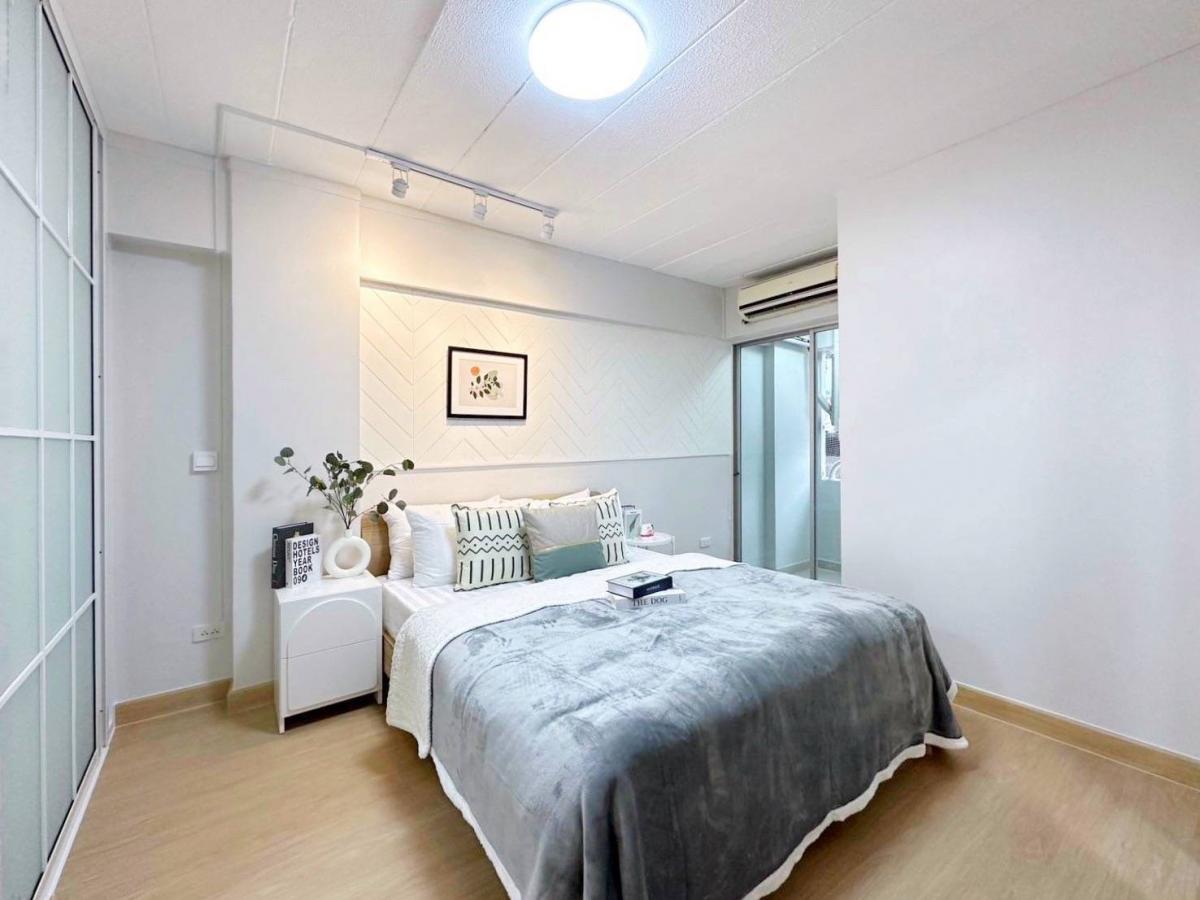 For SaleCondoRatchadapisek, Huaikwang, Suttisan : 🌿 Condo with a home feel, installments starting at only 5,000 baht! 🌿✨ Ratchada City Condo, Soi Pracharat Bamphen 7, ready for you to easily own.