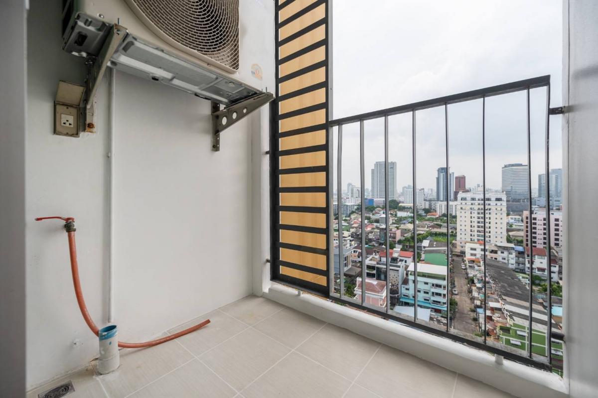 For SaleCondoRatchadapisek, Huaikwang, Suttisan : 🌟 Executive life… Just having a salary and MRT makes life look more luxurious immediately! 🌟U Delight Huai Khwang makes life look good like a classy person✨️✨️