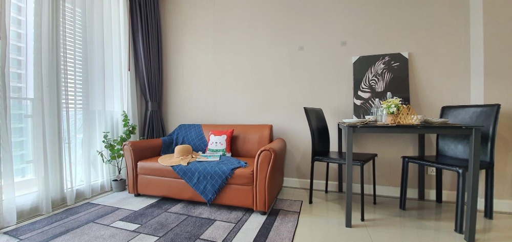 ให้เช่าคอนโดพระราม 9 เพชรบุรีตัดใหม่ RCA : ให้เช่า TC. Green พระราม 9 อาคาร D ชั้น 15 ขนาด 38 ตร.ม จำนวน 1 ห้องนอน 1 ห้องน้ำ วิวเมือง เฟอร์นิเจอร์และเครื่องใช้ไฟฟ้าครบ ราคา 17,000 บาท