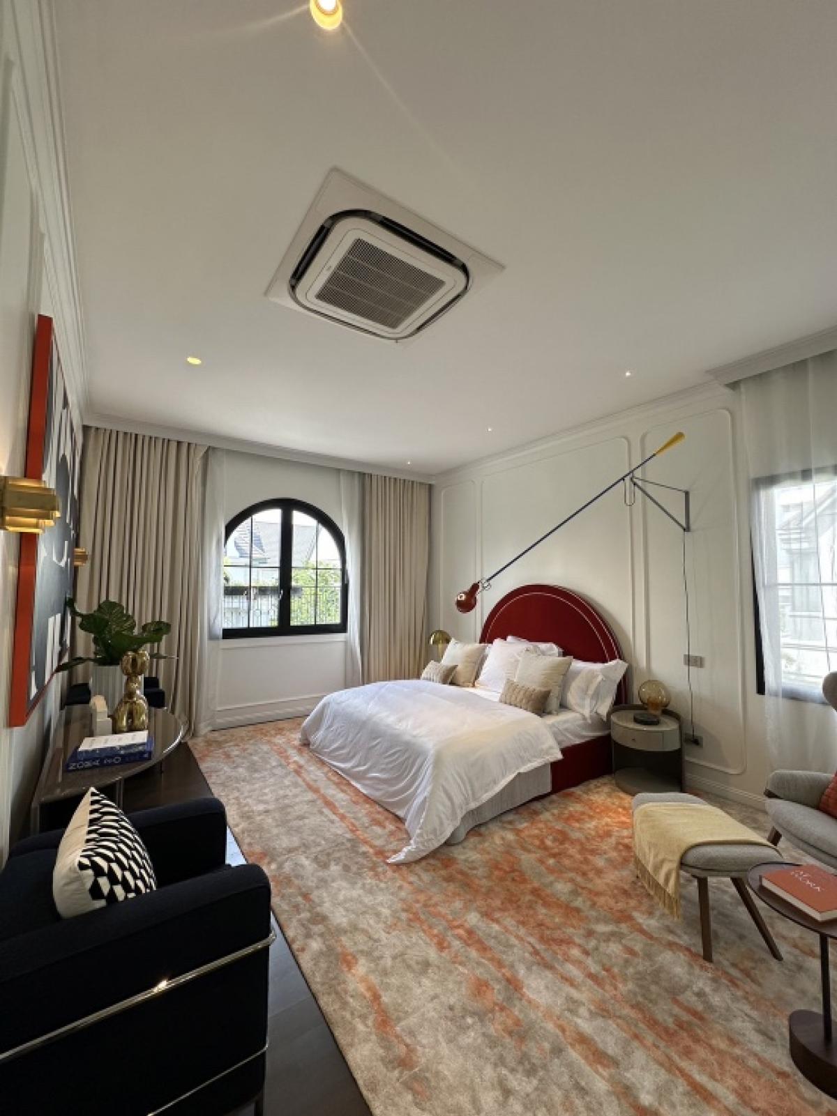 For SaleHouseKasetsart, Ratchayothin : House for sale Narasiri Phahonyothin Watcharapol | 378 Sq.m | 29,900,000 M. Contact 086-795-9997