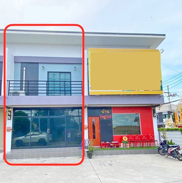 For RentShop HouseChachoengsao : BangSamak Lotus Bangpakong 1.6 km. Build a business trade office commercial building for rent 2 floo