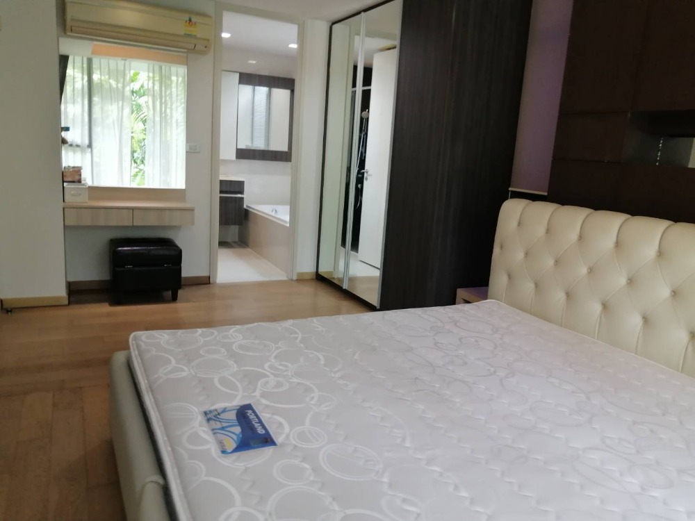 For RentCondoSukhumvit, Asoke, Thonglor : For rent condo Via sukhumvit 49 fully furnished (S15-22248)