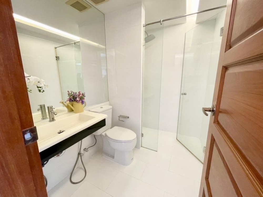 For SaleCondoRatchadapisek, Huaikwang, Suttisan : S-EMRD106 Condo for sale, Emerald Residence Ratchada, 4th floor, city view, 32 sq m, 1 bedroom, 1 bathroom, 2.59 million, 064-959-8900