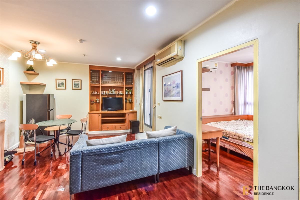 For SaleCondoRatchathewi,Phayathai : Urgent sale, very cheap, Pathumwan Resort 2B2B 60 sqm. only 5.69 MB