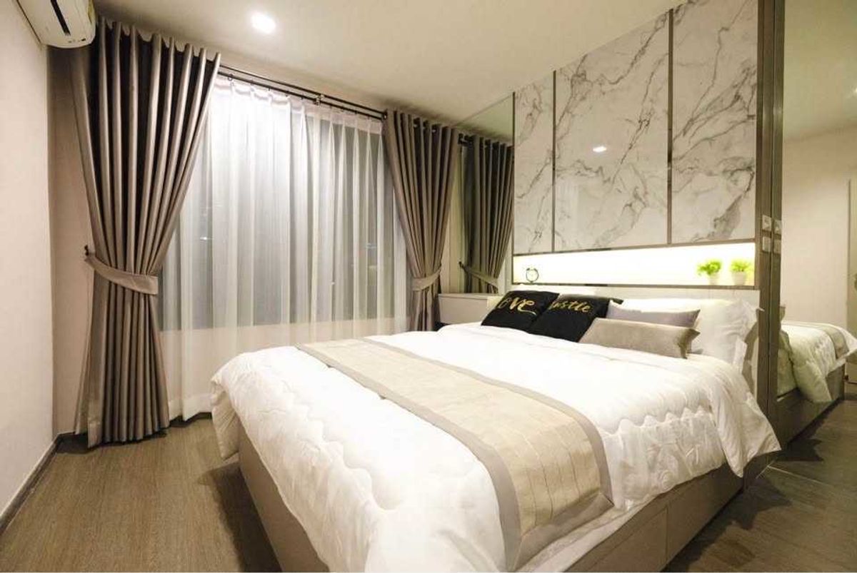 For RentCondoOnnut, Udomsuk : 🔥Beautiful Unit 🔥 Condo for rent, only 50 meters from the BTS, in the heart of On Nut, Ideo Sukhumvit 93, 1 bedroom, 1 bathroom condo with balcony, size 35 sq m, 6th floor, private garden view, fully furnished, beautifully decorated, worth living in.