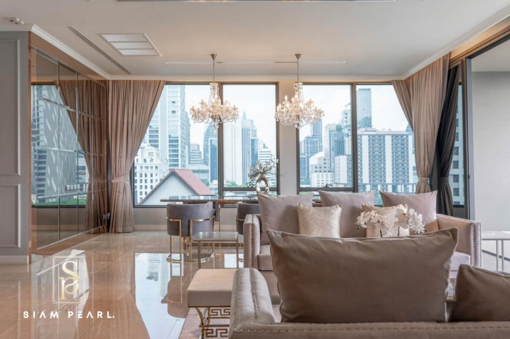 For RentCondoWitthayu, Chidlom, Langsuan, Ploenchit : Luxury Condo with 2 Bedrooms for Rent!!