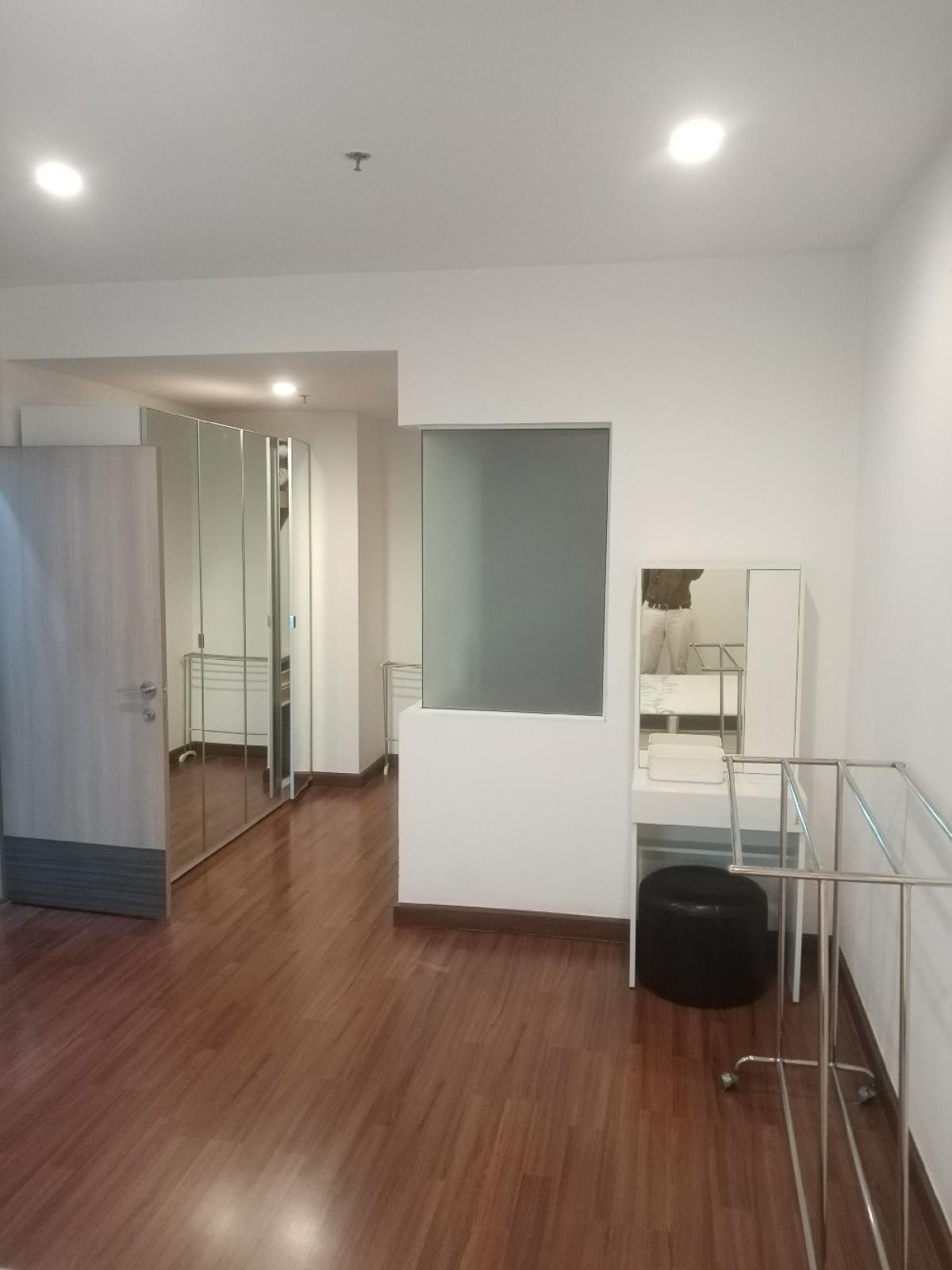 ให้เช่าคอนโดราชเทวี พญาไท : Supalai Premier Ratchataewee 62 sq.m. 2 Bed 1 Bath Code: L82542 Eng 中 日 Please add LINE ID @806qphgn o8415o5483