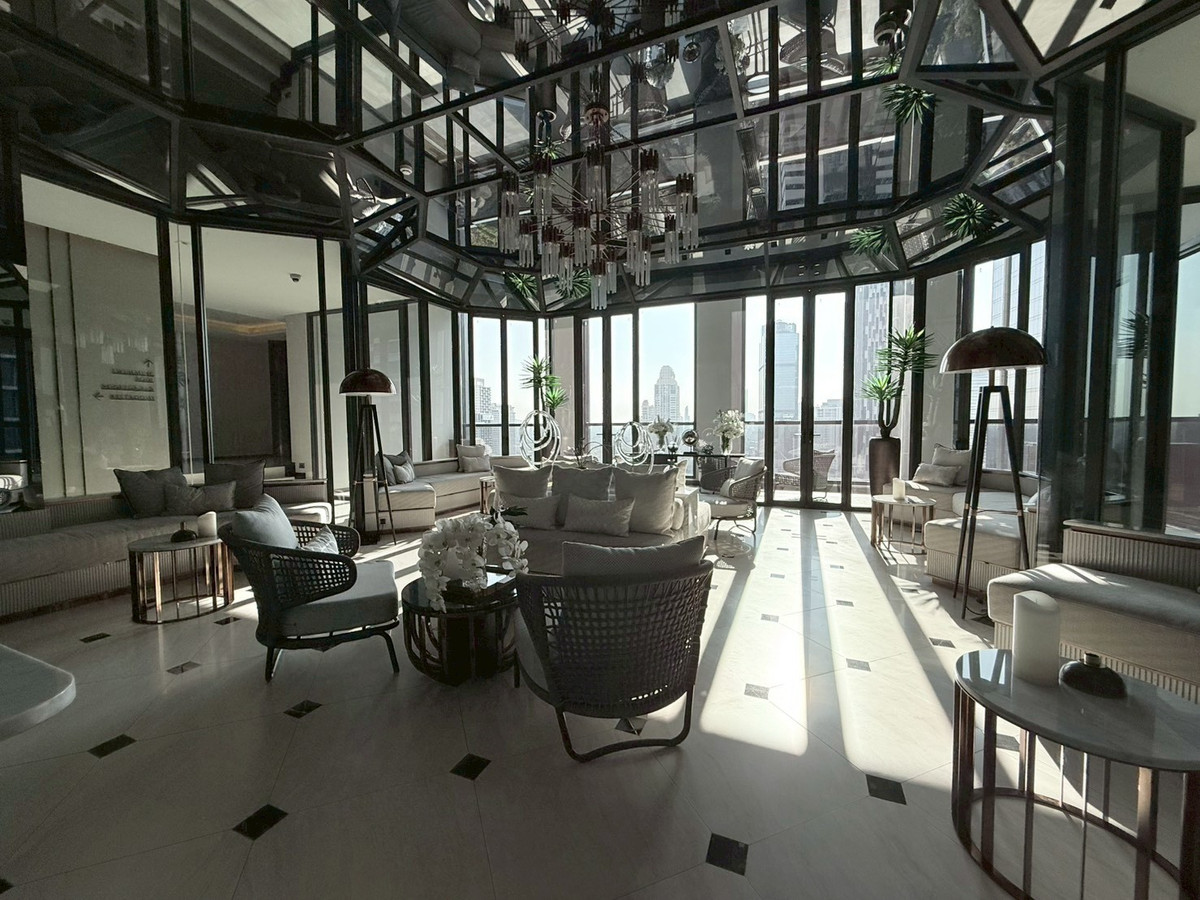 For RentCondoSathorn, Narathiwat : Luxury Fully furnished condo for rent in Soi Suan Plu 2 Bedrooms - Sathorn