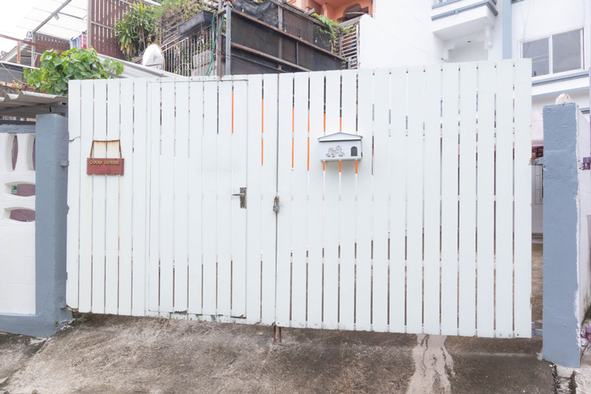 ให้เช่าทาวน์โฮมโชคชัย4 ลาดพร้าว71 : ให้เช่าทาวเฮาส์ 3 ชั้น นาคนิวาส 48  (เจ้าของปล่อยเอง)