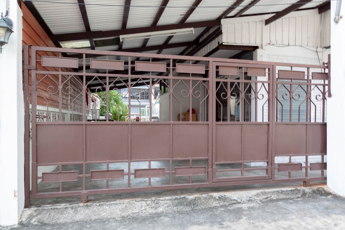 ให้เช่าทาวน์โฮมโชคชัย4 ลาดพร้าว71 : ให้เช่าบ้านเดี่ยว 2 ชั้น ลาดพร้าว 132  (เจ้าของปล่อยเอง)