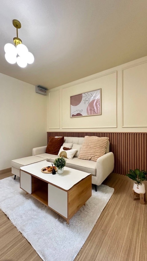 For SaleCondoNawamin, Ramindra : Beautifully decorated condo, large room, Smart Condo Watcharapol, with furniture and electrical appliances