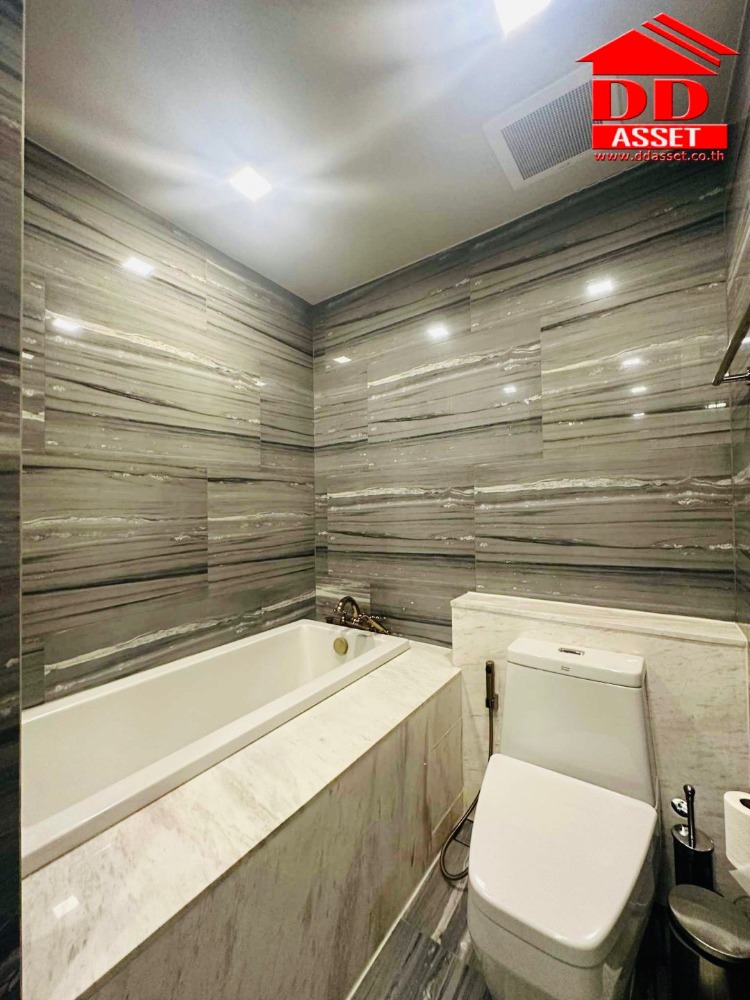 For RentCondoSukhumvit, Asoke, Thonglor : For Rent Ashton Sukhumvit41 Ashton Residence Sukhumvit41 near BTS Phrom Phong Code : C8203