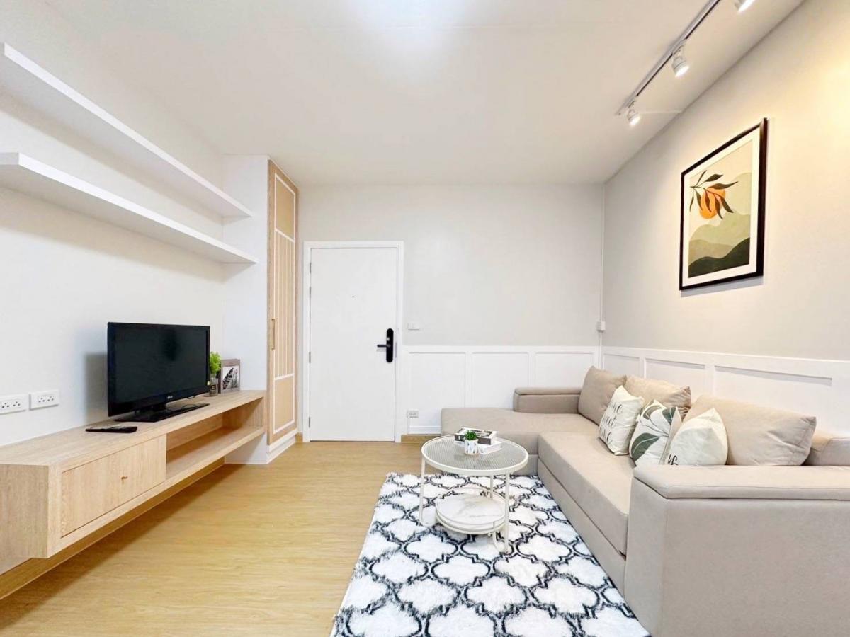 For SaleCondoChokchai 4, Ladprao 71, Ladprao 48, : Cheaper than renting‼️ Installment 4,000 baht with a condo in a great location near the BTS. Book now before its gone! 👉The Tree Lat Phrao-Wang Hin🤩