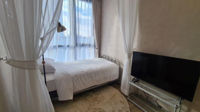 For SaleCondoSukhumvit, Asoke, Thonglor : Urgent Sale- Single house, Tiwanon 52 with tenant (S05-1327)