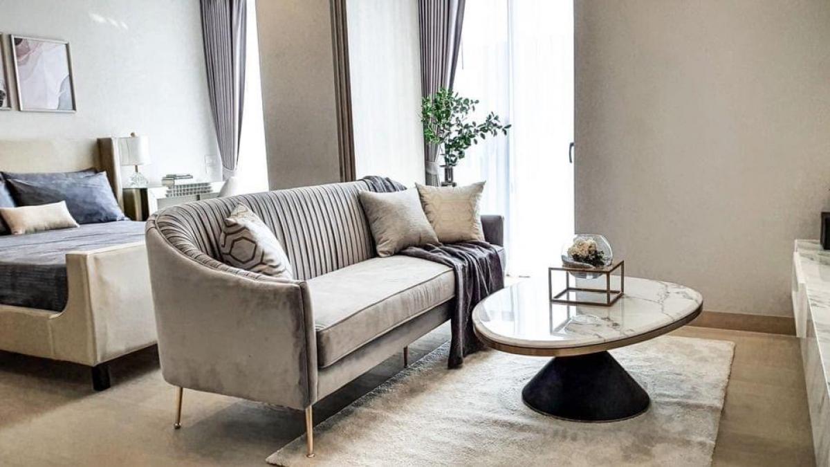 For SaleCondoKhlongtoei, Kluaynamthai : 📢👇Sell with tenant contract til October 25
Reasonable and worth price for living or investing at Siamese Exclusive Queens, opposite to Queen SiriKit National convention center, nice decoration, lake & Benjakitti park view.