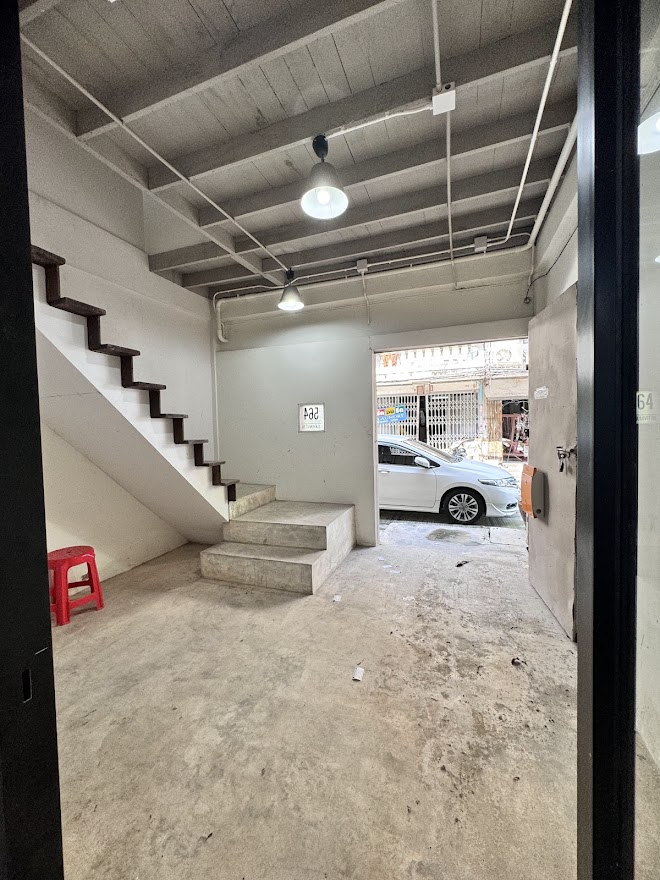 For RentShop HouseOnnut, Udomsuk : Commercial building for rent, 3 floors, Sukhumvit 95, near BTS Bang Chak (N.856)