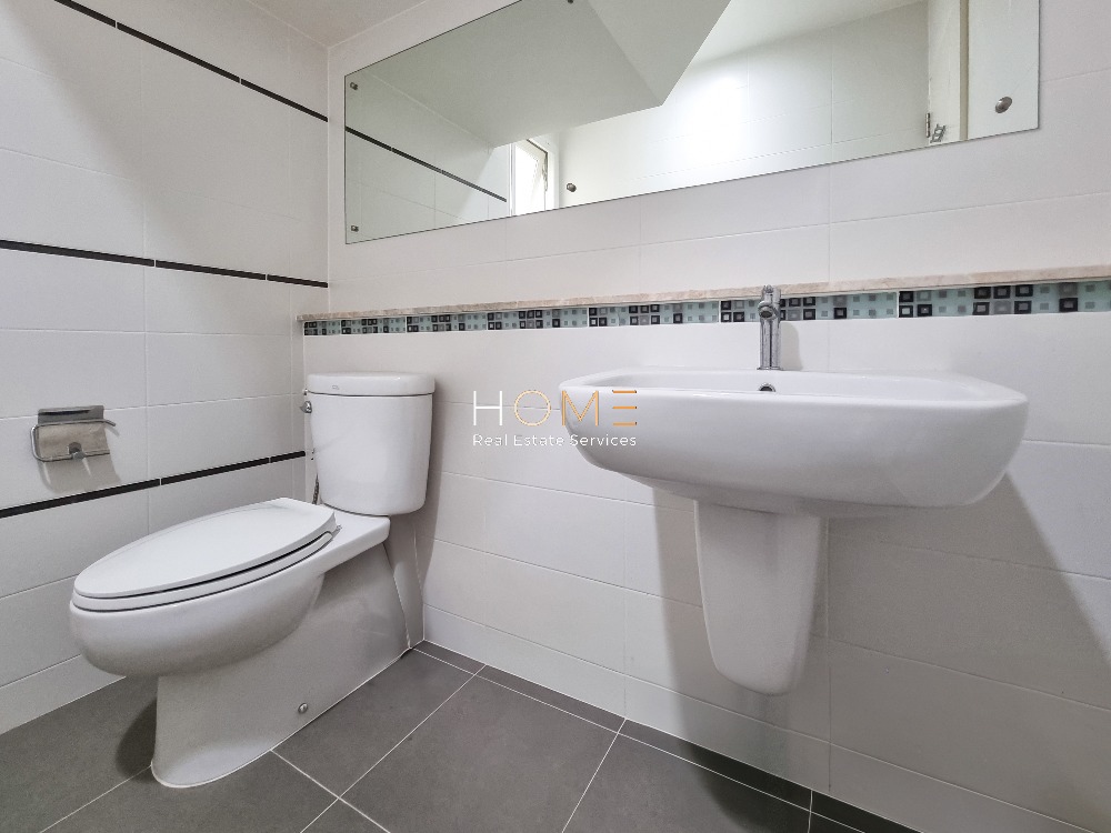 ขายบ้านพัฒนาการ ศรีนครินทร์ : บ้านเดี่ยว มัณฑนา พระราม 9 - ศรีนครินทร์ / 3 ห้องนอน (ขาย), Manthana Rama 9 - Srinakarin / Detached House 3 Bedrooms (FOR SALE) BZD082