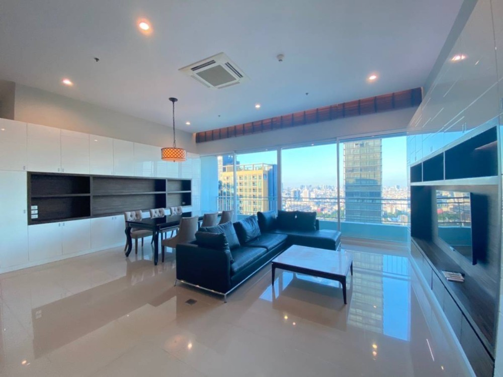 ขายคอนโดพระราม 9 เพชรบุรีตัดใหม่ RCA : ขาย 3 ห้องนอน 180 ตร.ม. Circle Condominium Petchburi36