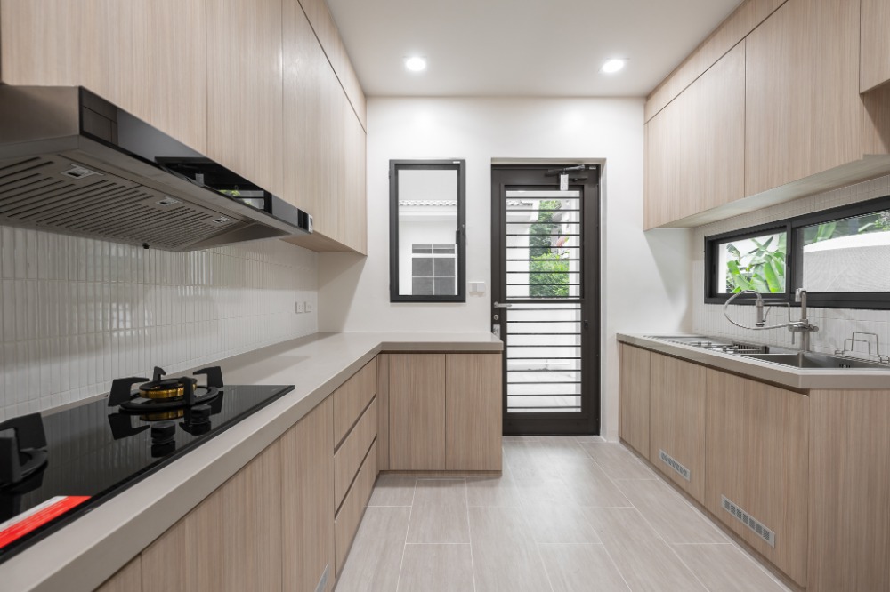 For SaleHouseSathorn, Narathiwat : Single house for sale, Nantawan Sathorn-Ratchaphruek (corner plot), near BTS Bang Wa - Newly renovated, never occupied, 7-Eleven, BTS Bang Wa, Phaya Thai 3 Hospital, Food Villa Ratchaphruek, The Circle Ratchaphruek