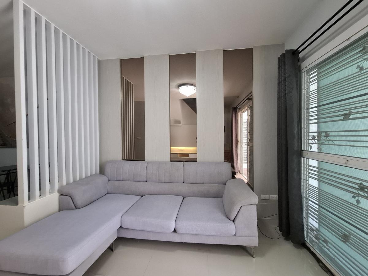 ให้เช่าทาวน์โฮมมีนบุรี-ร่มเกล้า : ให้เช่าทาวน์โฮม2ชั้น 19ตรว. ซอยมิสทีน ถ.รามคำแหง