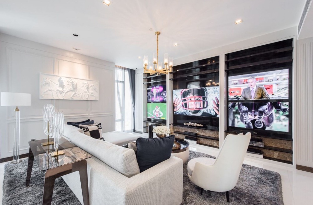 For SaleCondoNana, North Nana,Sukhumvit13, Soi Nana : 🔥🔥 𝙁𝙊𝙍 𝙎𝘼𝙇𝙀 : 𝙋𝙧𝙞𝙘𝙚 𝟒𝟕 𝙈𝘽 𝐐𝟏 𝐒𝐮𝐤𝐡𝐮𝐦𝐯𝐢 𝐭 , 𝙁𝙪𝙡𝙡𝙮 𝙁𝙞𝙩𝙩𝙚𝙙 , 𝟐 𝘽𝙚𝙙 𝟐 𝘽𝙖𝙩𝙝, 𝟏𝟐𝟒.𝟗𝟗 𝐬𝐪.𝐦., Contact Mr. Nat 0959415999