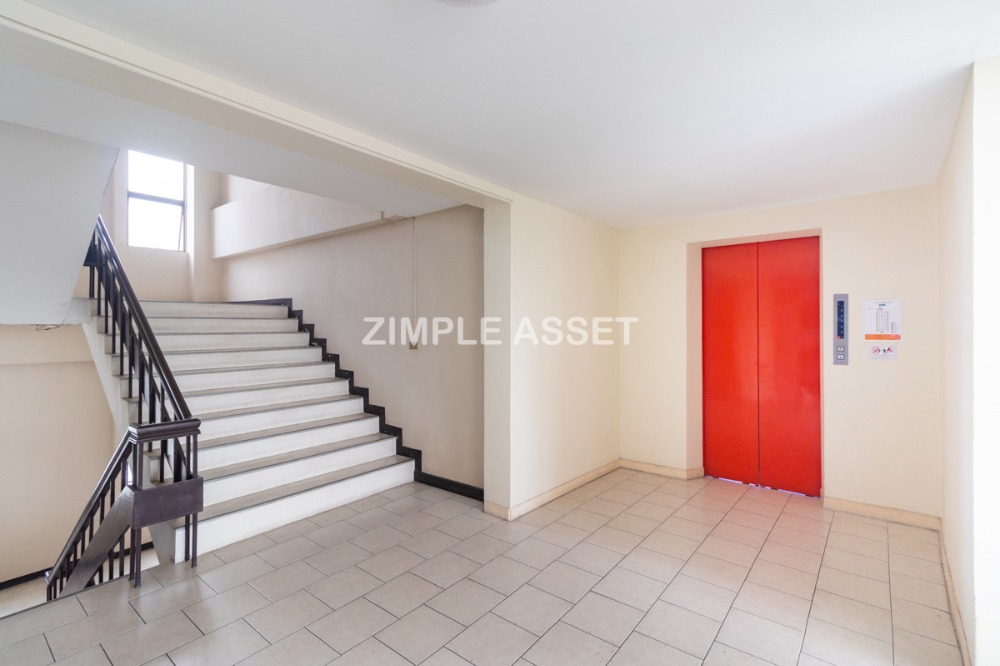 ให้เช่าโชคชัย4 ลาดพร้าว71 : Line: @zimple_asset อพาร์ทเมนท์ในซอยลาดพร้าว 48 บรรยากาศร่มรื่น เงียบสงบ  ใกล้ BTS ภาวนา และ MRTสุทธิสาร มีสระว่ายน้ำ ที่จอดรถ และฟรีไวไฟ