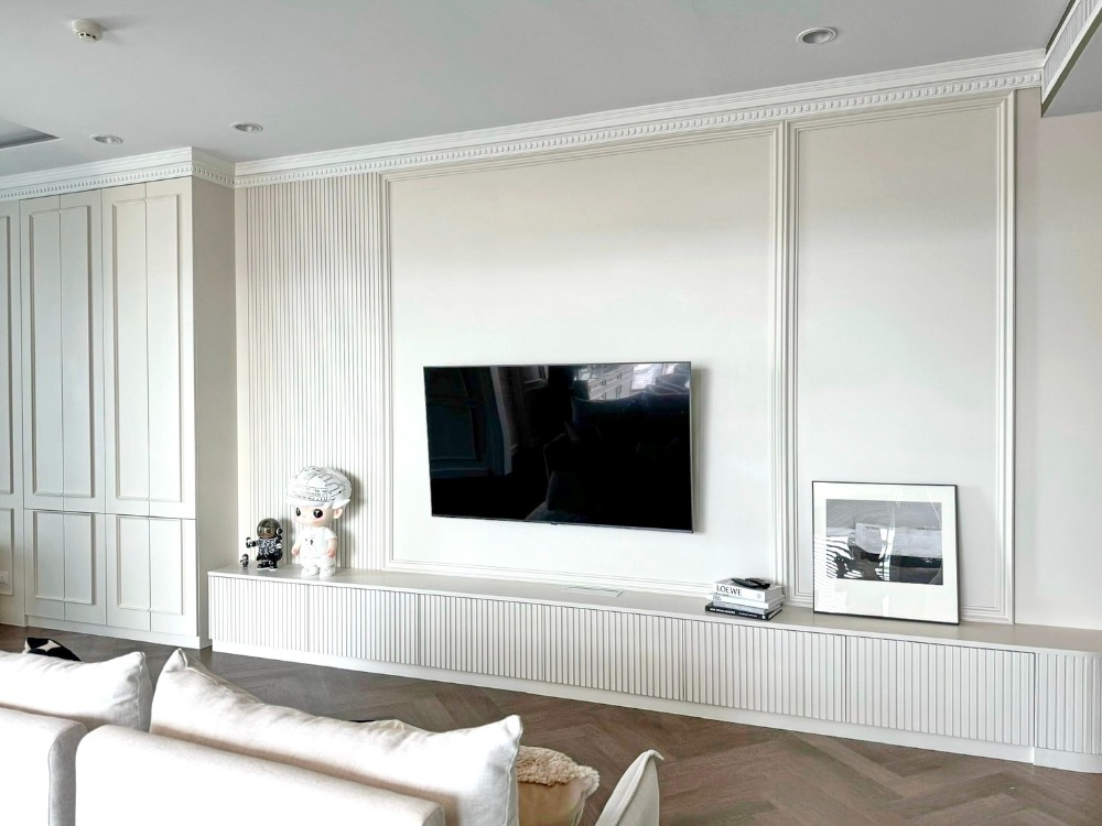 For RentCondoSilom, Saladaeng, Bangrak : 7732😊 For RENT 1 bedroom for rent🚄near MRT Sam Yan 🏢Supalai Elite Surawong🔔Area: 104.00 sq m.💲Rent: 65,000฿📞O99-5919653,065-9423251✅LineID:@sureresidence