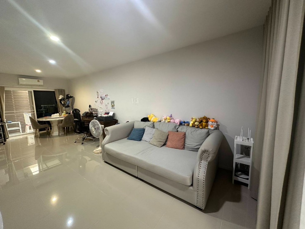 ขายทาวน์โฮมลาดกระบัง สุวรรณภูมิ : P-2624 ขายด่วน ! บ้านกลางเมือง สวนหลวง พร้อมอยู่