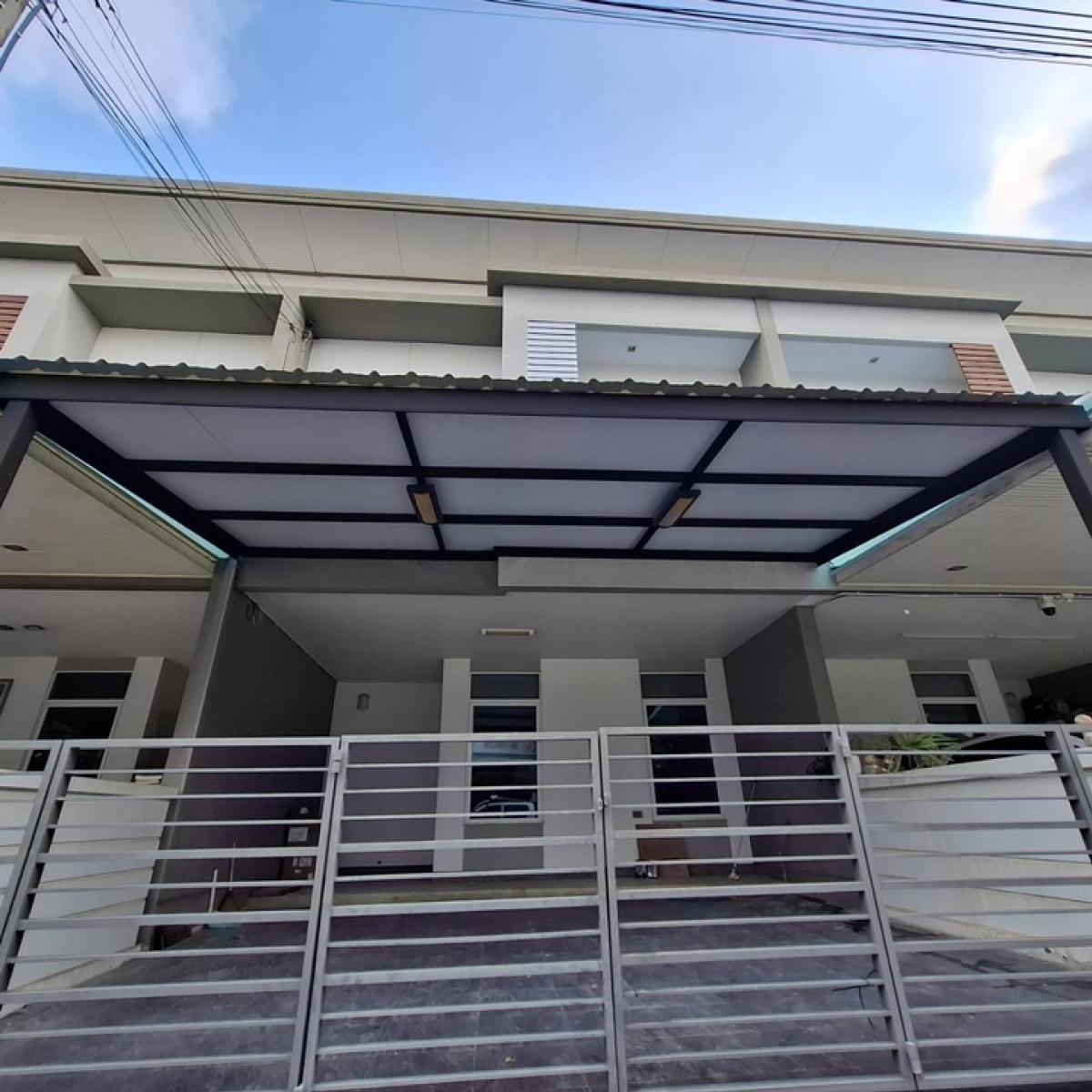 ให้เช่าทาวน์โฮมนวมินทร์ รามอินทรา : ให้เช่าทาวน์เฮ้าส์สวยฮาบิทาวน์ วัชรพล เส้นถนนตัดใหม่