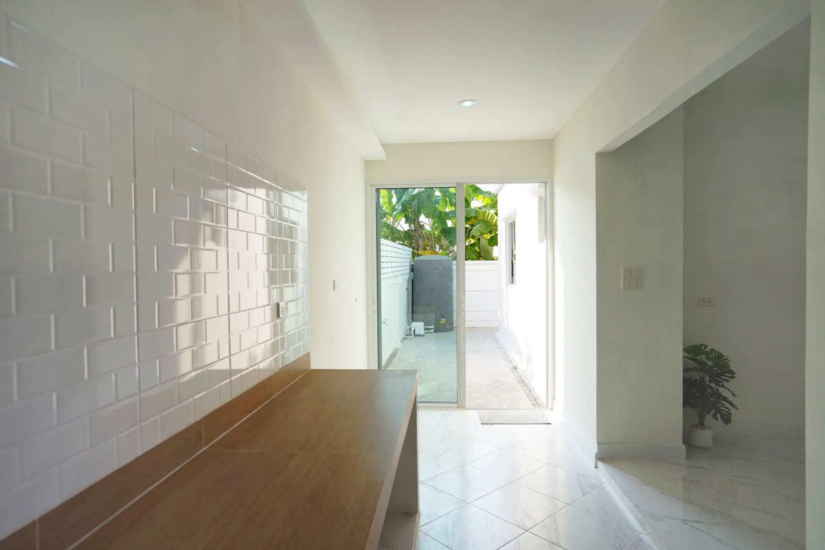 For SaleHouseNonthaburi, Bang Yai, Bangbuathong : For Sale House , Pruksa Village 5 Wongwaen - Rattanathibet , corner unit , newly renovated , Bang Khu Rat , Bang Bua Thong , Nonthaburi , CX-143835