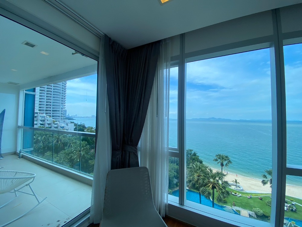 For SaleCondoPattaya, Bangsaen, Chonburi : For sale condo The Palm wongamat beach Front pattaya 2 Bed Foreigner quota (S03-1914)