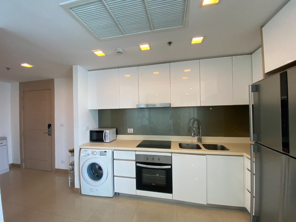 For SaleCondoPattaya, Bangsaen, Chonburi : For sale condo The Palm wongamat beach Front pattaya 2 Bed Foreigner quota (S03-1914)