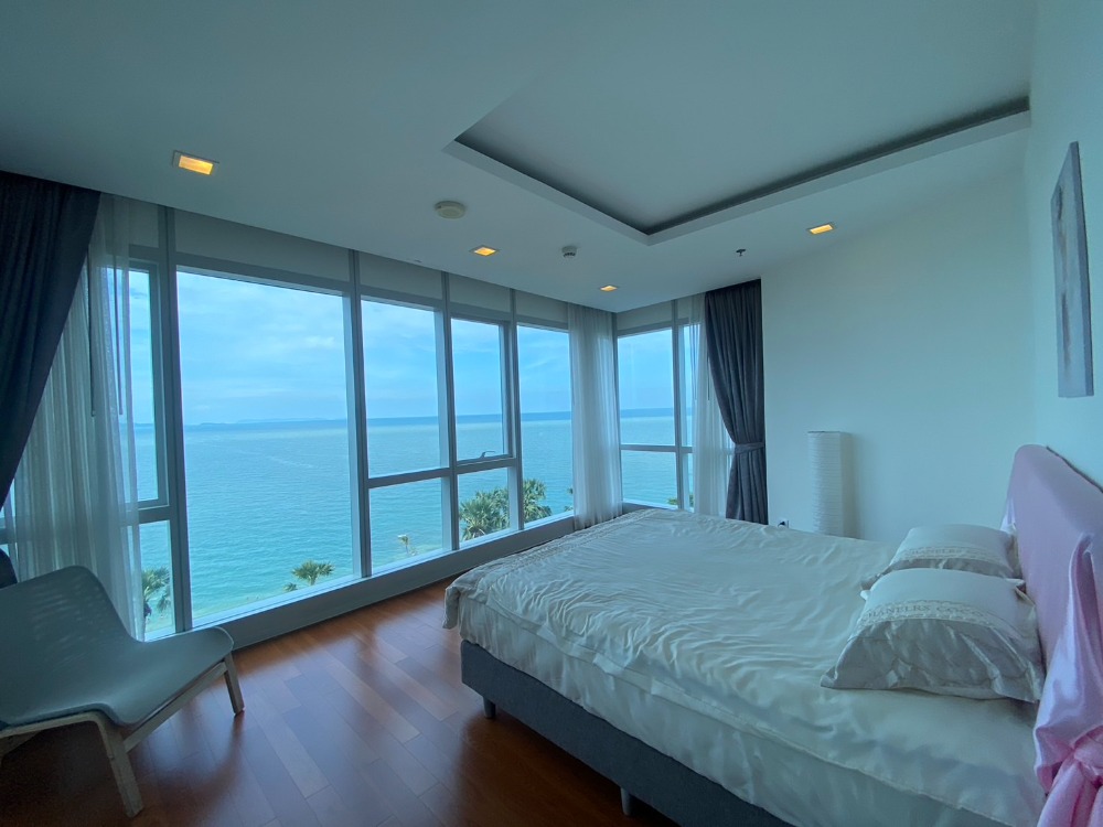 For SaleCondoPattaya, Bangsaen, Chonburi : For sale condo The Palm wongamat beach Front pattaya 2 Bed Foreigner quota (S03-1914)
