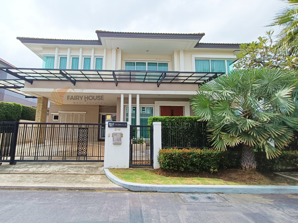 For SaleHousePattanakan, Srinakarin : 🔥Luxury House for Sale, best location, luxury, best price in the project, Grand Bangkok Boulevard Rama 9-Srinakarin, next to Wellington International School, near Rama 9 Expressway and Suvarnabhumi Airport.