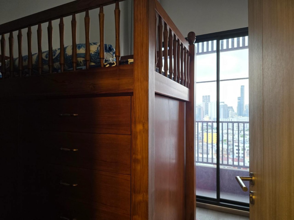 For RentCondoSiam Paragon ,Chulalongkorn,Samyan : Park Origin Chula Samyan【𝐑𝐄𝐍𝐓】🔥 Duplex room, 2 bedrooms, good price, near Chula, near Sam Yan MRT, convenient travel, ready to move in 🔥 Contact Line ID: @hacondo