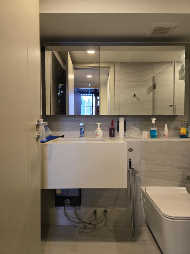 For RentCondoSiam Paragon ,Chulalongkorn,Samyan : Park Origin Chula Samyan【𝐑𝐄𝐍𝐓】🔥 Duplex room, 2 bedrooms, good price, near Chula, near Sam Yan MRT, convenient travel, ready to move in 🔥 Contact Line ID: @hacondo