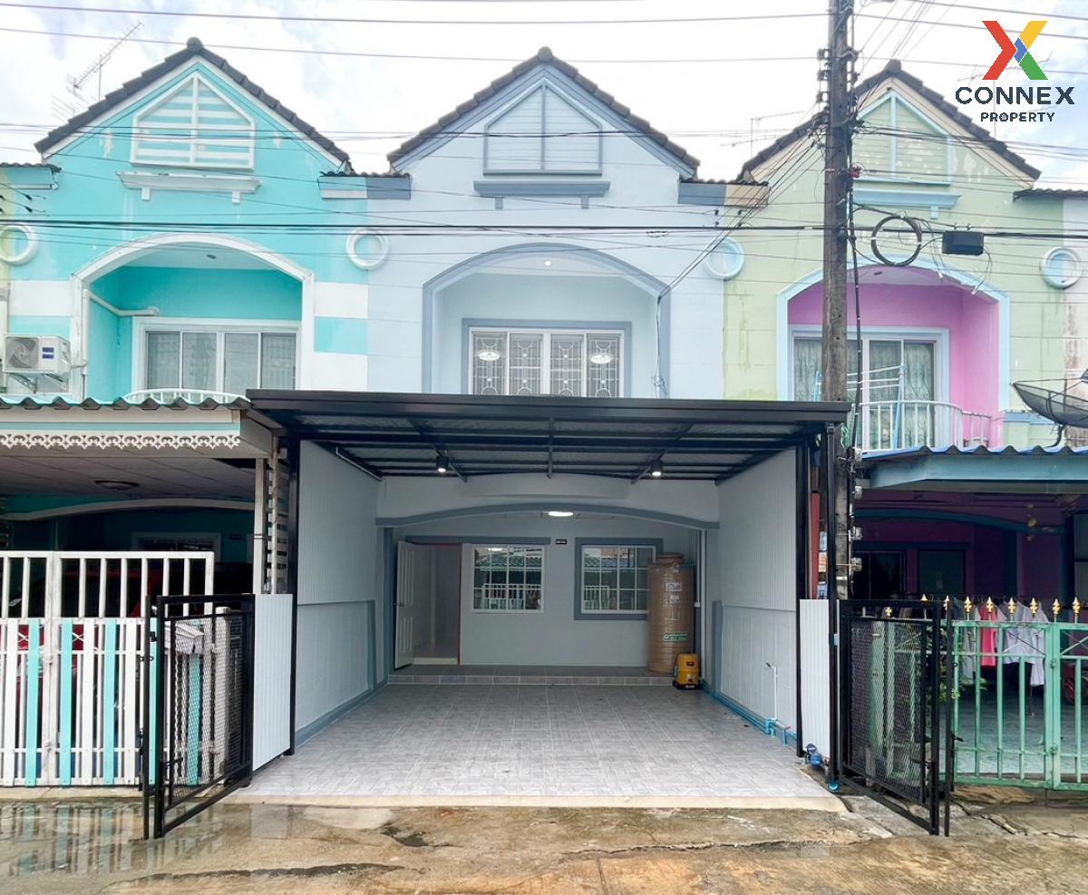 For SaleTownhomePathum Thani,Rangsit, Thammasat : For Sale Townhouse/Townhome  , Baan Rajapruek 3 , newly renovated , Khlong Nueng , khlong Luang , Pathum Thani , CX-109012