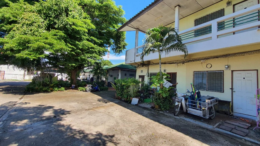 For SaleHotel&Apartment BusinessSriracha Laem Chabang Ban Bueng : Apartment for sale, 2+ rai, 40 rooms, Soi Thesaban 7/3, Bang Phra, Sriracha, Chonburi, cheap price