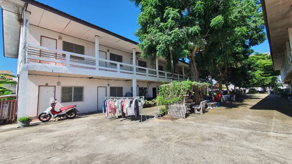 For SaleHotel&Apartment BusinessSriracha Laem Chabang Ban Bueng : Apartment for sale, 2+ rai, 40 rooms, Soi Thesaban 7/3, Bang Phra, Sriracha, Chonburi, cheap price