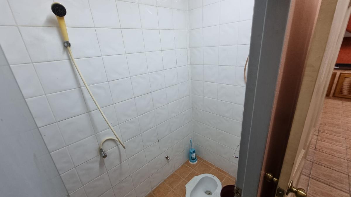 For SaleTownhomeSukhumvit, Asoke, Thonglor : Phrom Phong Townhouse for sale, 28 square wah, 4 bedrooms, 3 bathrooms, good condition