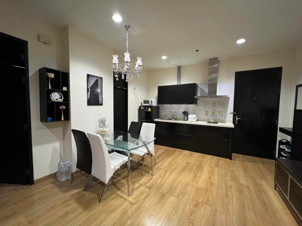 For SaleCondoRatchathewi,Phayathai : Baan Klang Krung Siam Pathumwan【𝐒𝐄𝐋𝐋 & 𝐑𝐄𝐍𝐓】🔥Good price!! Big room, simple and elegant, fully furnished, near BTS Ratchathewi.🔥 Contact Line ID: @hacondo