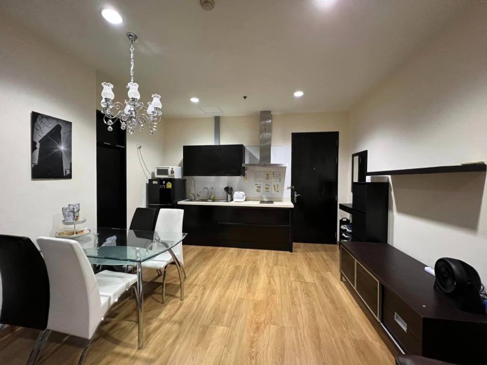 For SaleCondoRatchathewi,Phayathai : Baan Klang Krung Siam Pathumwan【𝐒𝐄𝐋𝐋 & 𝐑𝐄𝐍𝐓】🔥Good price!! Big room, simple and elegant, fully furnished, near BTS Ratchathewi.🔥 Contact Line ID: @hacondo