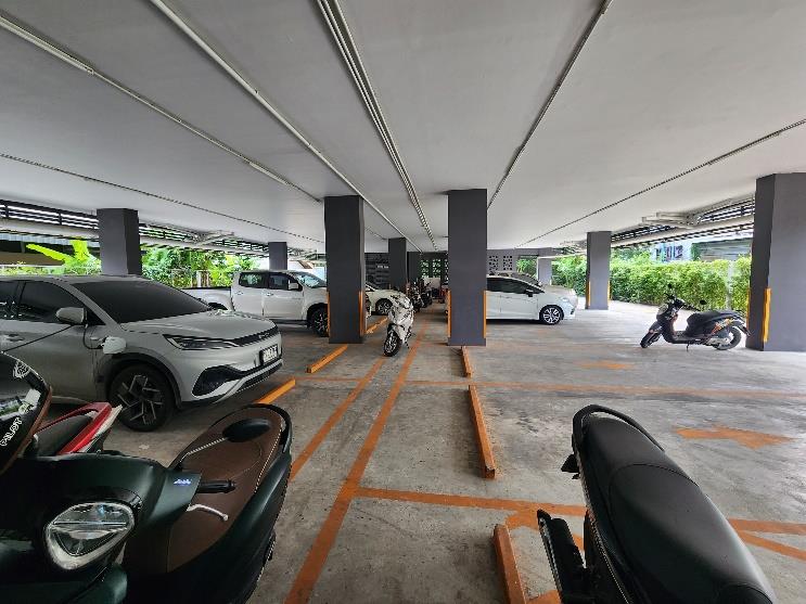 For SaleHotel&Apartment BusinessMahachai Samut Sakhon : Urgent Sale! Apartment in Mahachai, Samut Sakhon