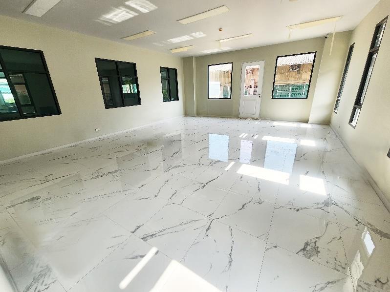 For SaleHotel&Apartment BusinessMahachai Samut Sakhon : Urgent Sale! Apartment in Mahachai, Samut Sakhon