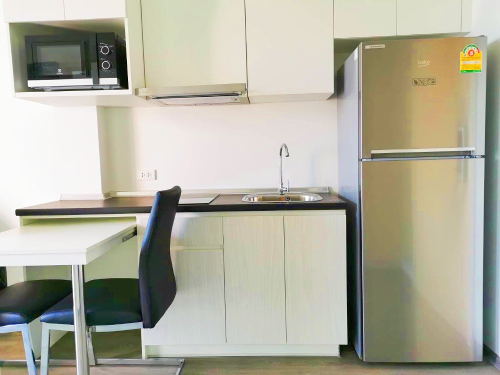 For RentCondoPattanakan, Srinakarin : Condo for rent, Rich park@triple station, beautiful room, ready to move in