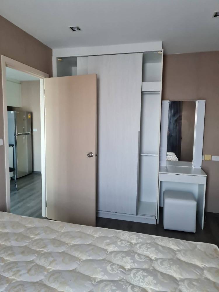 For RentCondoPattanakan, Srinakarin : Condo for rent, Rich park@triple station, beautiful room, ready to move in