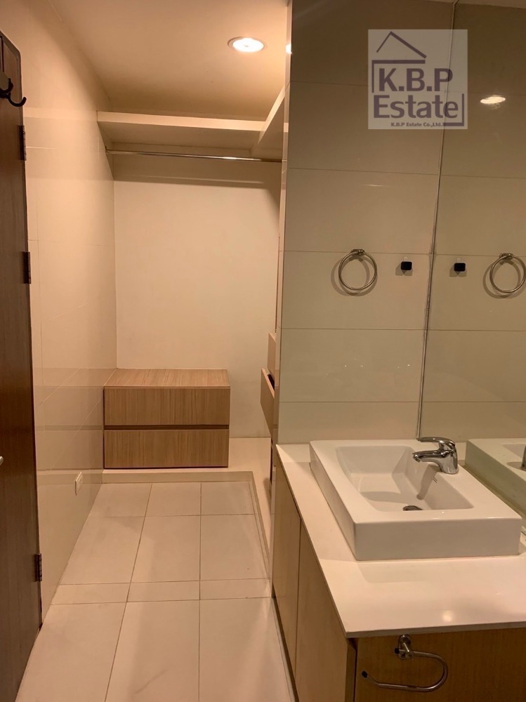 ขายคอนโดสุขุมวิท อโศก ทองหล่อ : ขายด่วน Alcove 10 1Bed ตกแต่งอย่างดีพร้อมเข้าอยู่