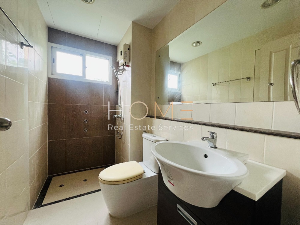 ขายทาวน์โฮมเลียบทางด่วนรามอินทรา : ทาวน์โฮม บ้านกลางเมือง เออร์บาเนี่ยน พระราม 9 - ลาดพร้าว / 3 ห้องนอน (ขาย), Baan Klang Muang Urbanion Rama 9 - Ladprao / Townhome 3 Bedrooms (FOR SALE) TPM160