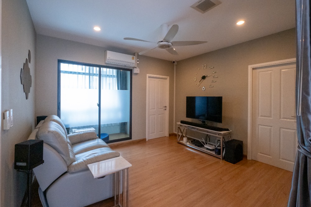 ขายบ้านพัฒนาการ ศรีนครินทร์ : หลังมุม 67ตรว 3น4น บ้านเดี่ยว ภัสสร เพรสทีจ บางนา-สุวรรณภูมิ ทิศเหนือ