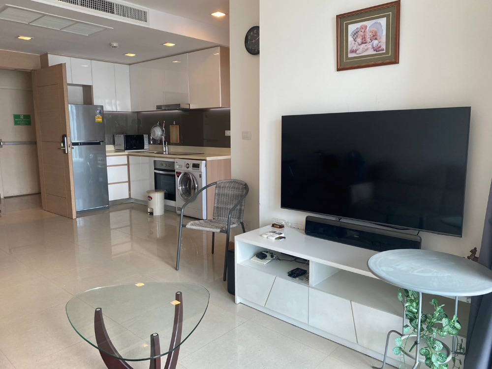For SaleCondoPattaya, Bangsaen, Chonburi : For sale condo The Palm wongamat beach Front pattaya Foreigner quota (S03-1915)